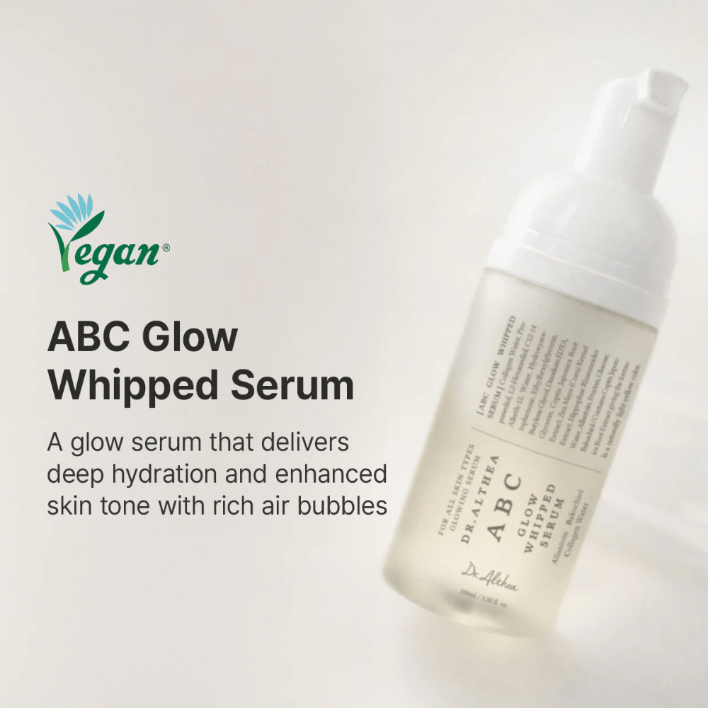 Billede – branding / hovedbillede (vigtigst)
Dr. Althea ABC Glow Whipped Serum – vegansk glow-serum med luftige bobler, som fugter huden og giver en mere jævn hudtone og naturlig glød.