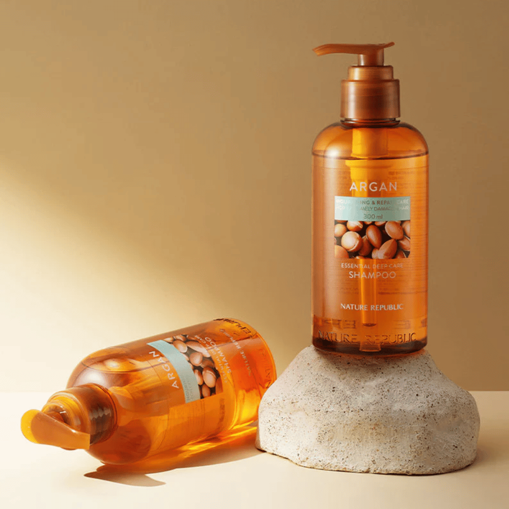 Nature Republic Argan Essential Moisture Repairing Shampoo 300 ml – plejende shampoo med arganolie for tørt og skadet hår.