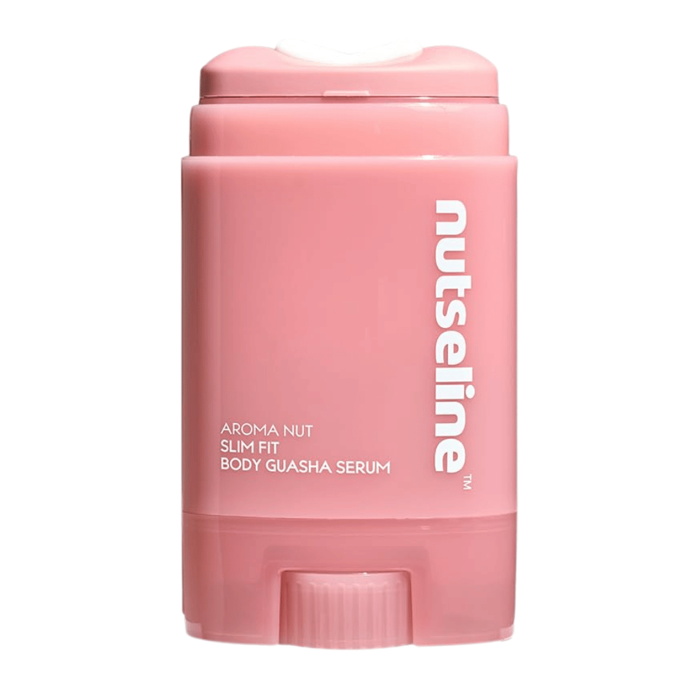 Ren frilagt produktbillede af Nuseline Aroma Nut Slim Fit Body Guasha Serum på lys baggrund med fokus på emballagens design.