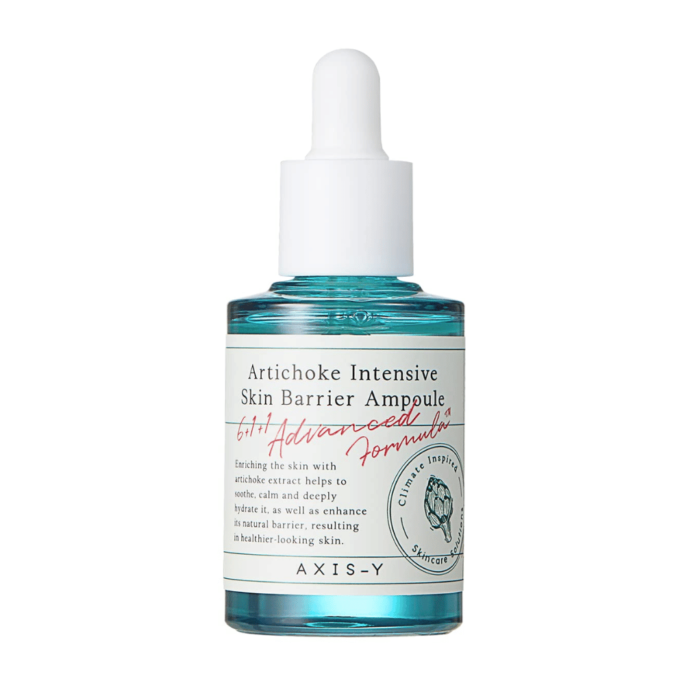 En flaske hudplejeserum mærket "Artichoke Intensive Skin Barrier Ampoule" fra AXIS-Y.