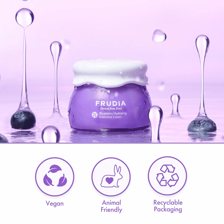 FRUDIA Blueberry Hydrating Intensive Cream i vandmiljø med vegansk formel, cruelty-free egenskaber og genanvendelig emballage
