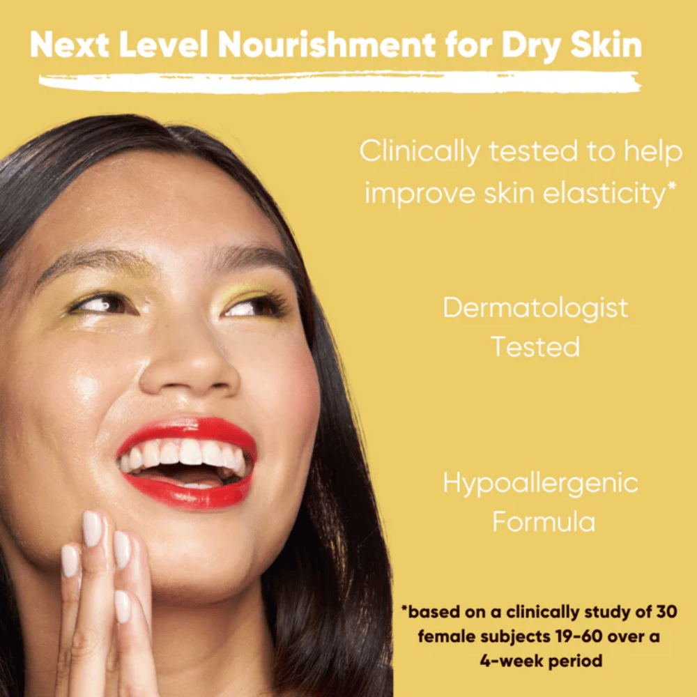 Model med strålende hud, der viser effekten af Clean It Zero Ginseng-Glow Cleansing Balm, dermatologisk testet og hypoallergen formel som giver næring og forbedrer hudens elasticitet ved tør hud.