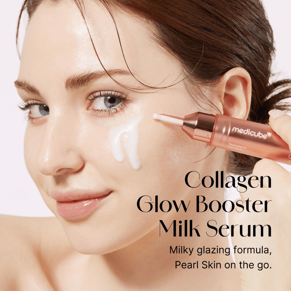 Collagen Glow Booster Milk Serum er en mælkeagtig glansformel, der giver din hud en perleglød på farten. Perfekt til at forbedre hudens glød og elasticitet, samtidig med at den fugter og beskytter huden mod ydre påvirkninger.
