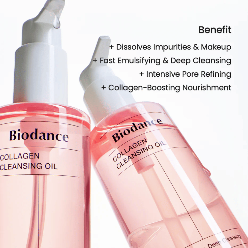 To flasker af Biodance Collagen Cleansing Oil med lyserød tonet væske og hvid pumpe, opstillet mod lys baggrund. Teksten lister fordele som dybderens, makeupfjerning og kollagenstøtte.