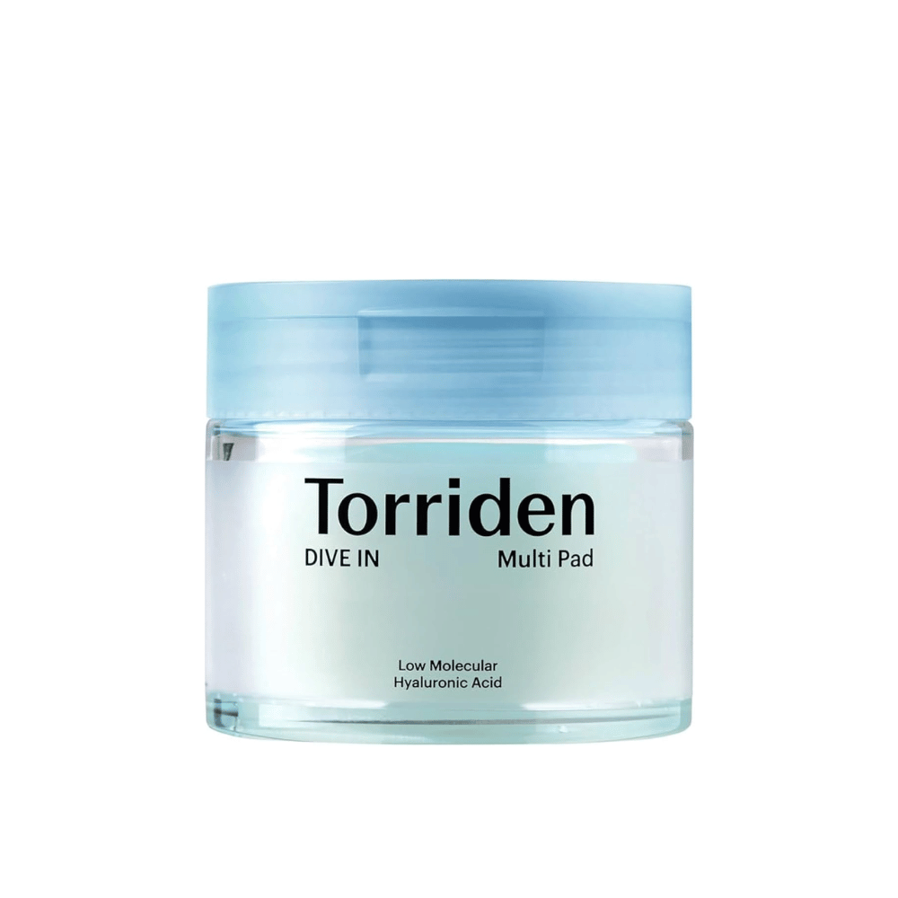 Transparent krukke med Torriden "DIVE IN Multi Pad", hyaluronsyre, mod hvid baggrund.