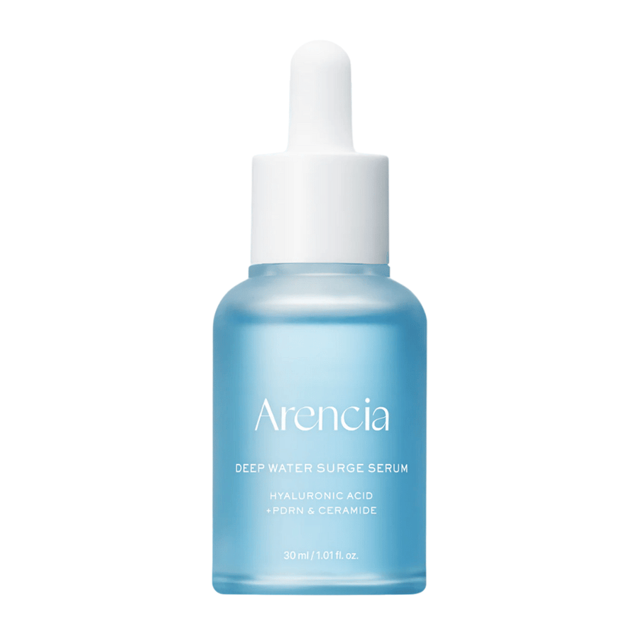 Arencia Deep Water Surge Serum 30 ml på hvid baggrund – fugtgivende serum med hyaluronsyre, PDRN og ceramider til følsom, tør og fugtfattig hud.