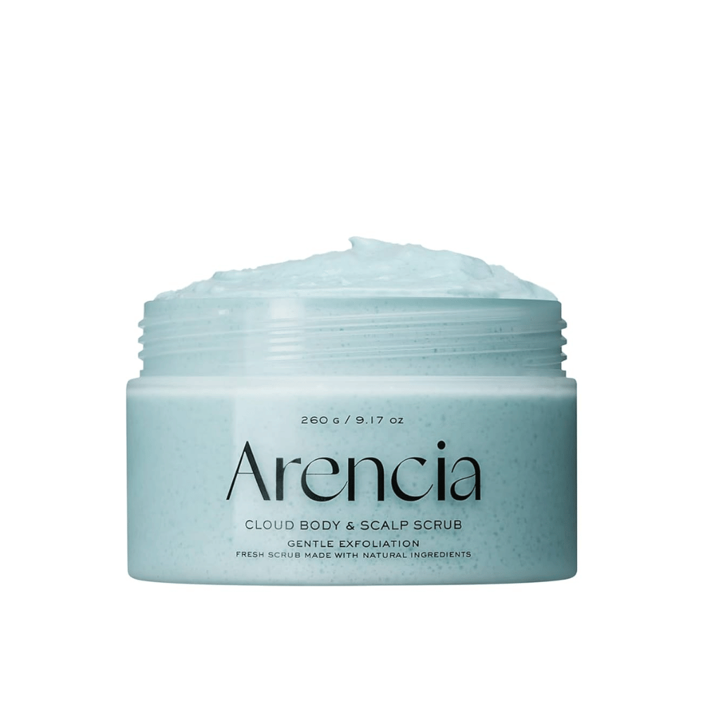 Arencia Fresh Cloud Scrub French Mint & Lily på hvid baggrund. Forfriskende kropsskrub og hovedbundsskrub, der eksfolierer skånsomt og giver en kølende, blød hudfølelse.