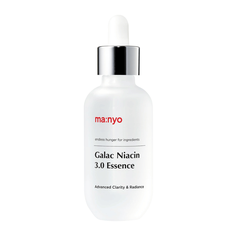 Nærbillede af Ma:nyo Galac Niacin 3.0 Essence – avanceret formel, der kombinerer galactomyces og niacinamid for klarere, mere jævn og sundere hud.