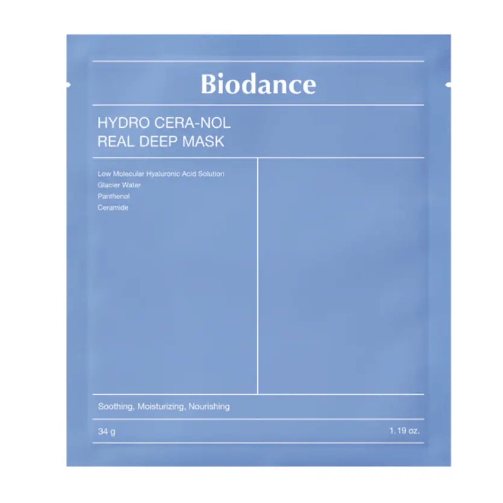 Emballagen viser "Biodance Hydro Cera-Nol Real Deep Mask". Det er en beroligende, fugtgivende og nærende ansigtsmaske indeholdende lavmolekylær hyaluronsyre, gletsjervand, panthenol og ceramider. Designet er enkelt i en beroligende blå farvetone.