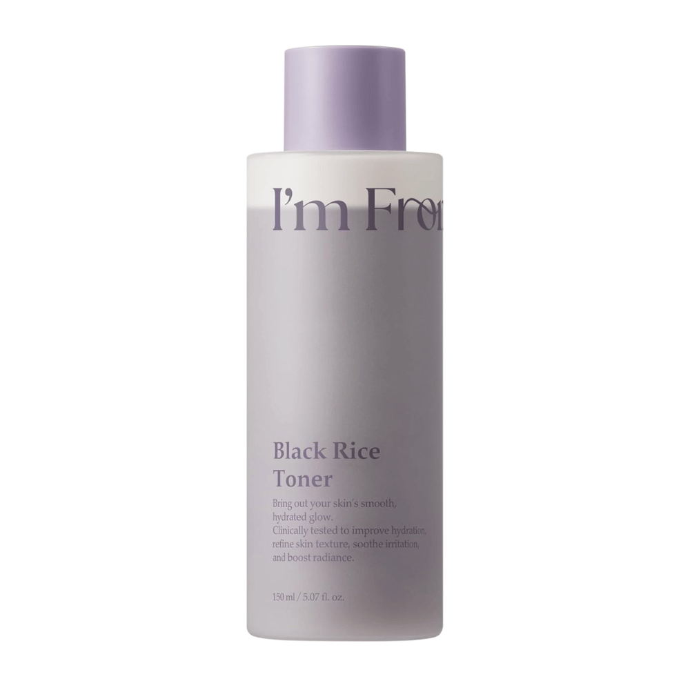 I'm From Black Rice Toner 150 ml, fugtgivende ansigtsvand med sort ris i en lyselilla flaske mod hvid baggrund.