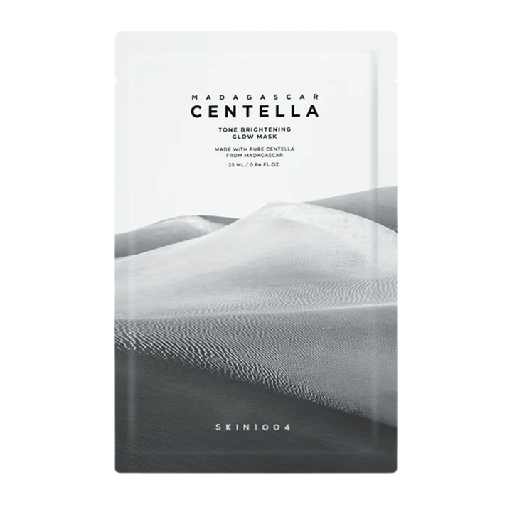 Enkelt produktbillede af Madagascar Centella Tone Brightening Glow Mask mod lys baggrund.
