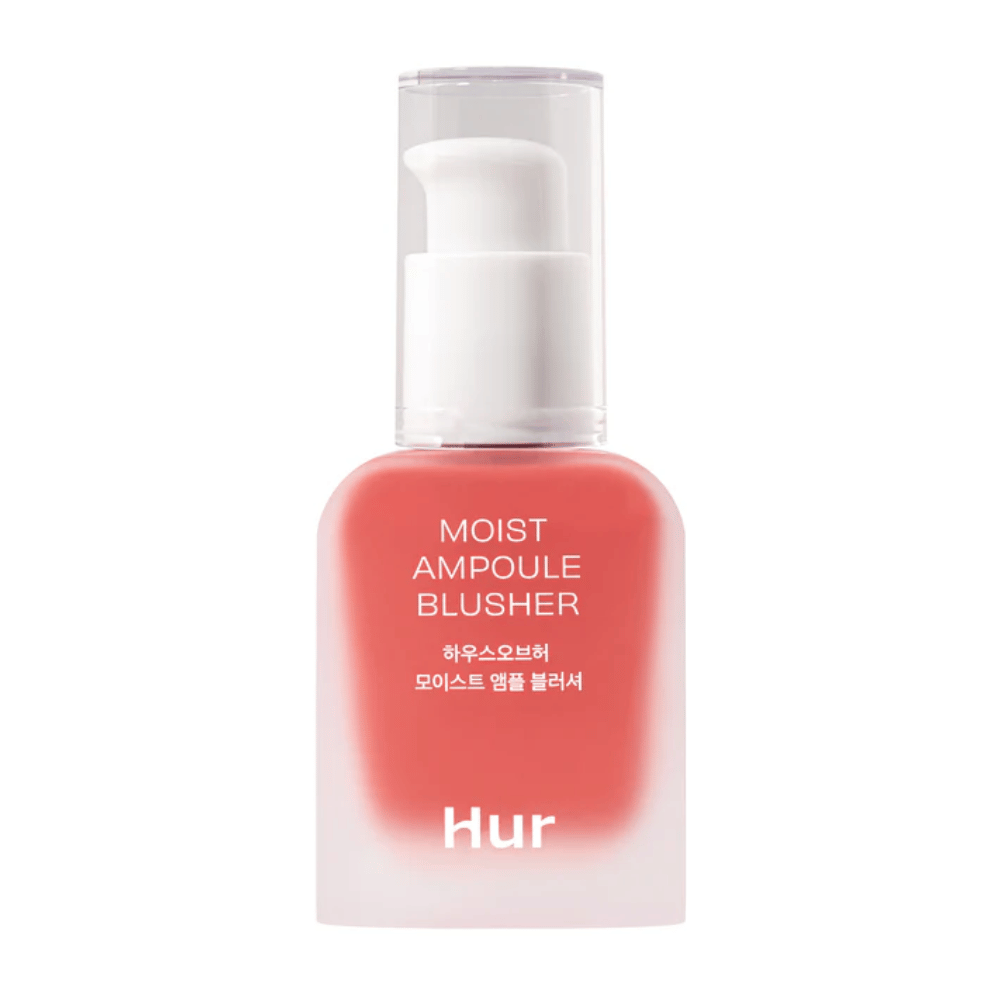 House of Hur Moist Ampoule Blusher i nuancen #05 Peach Coral giver en frisk og ferskenfarvet rødme til kinderne. Den fugtgivende formel gør, at huden føles blød og fugtet hele dagen.