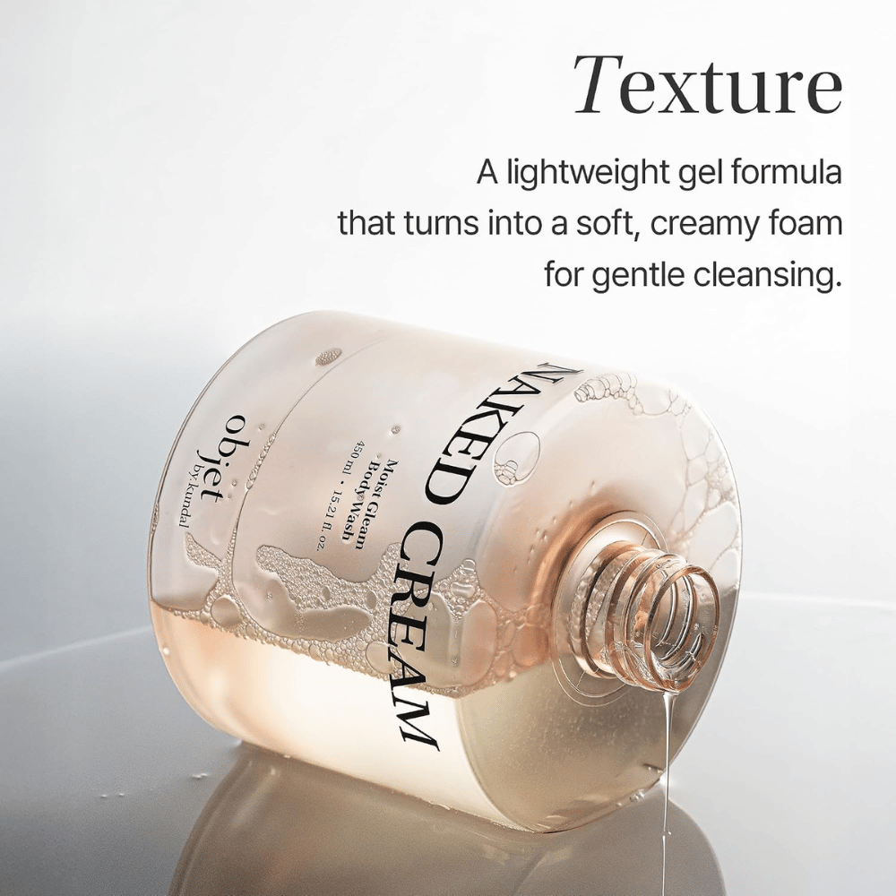 Objet by KUNDAL Moist Gleam Body Wash – let geltekstur, som forvandles til et blødt, cremet skum ved rensning.