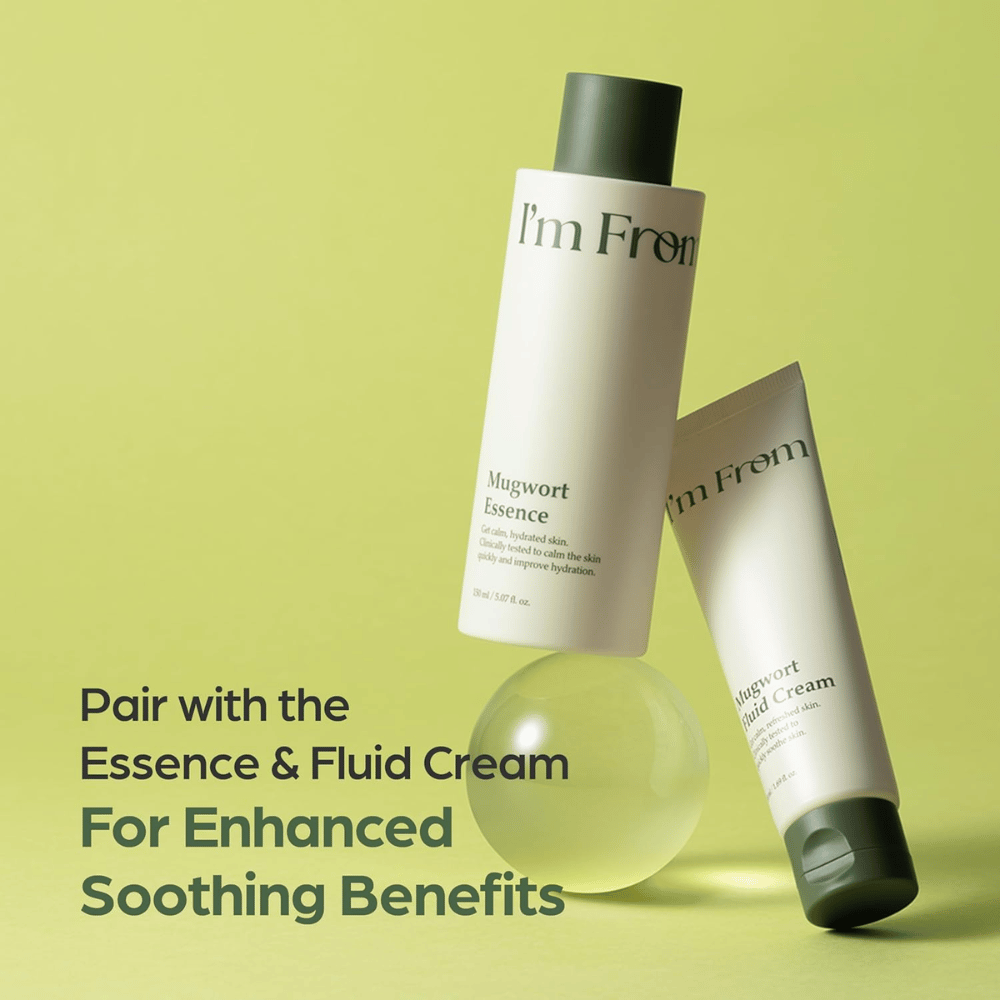 I'm From Mugwort Essence sammen med Mugwort Fluid Cream for en beroligende hudplejerutine, der tilfører fugt og styrker sensitiv hud.