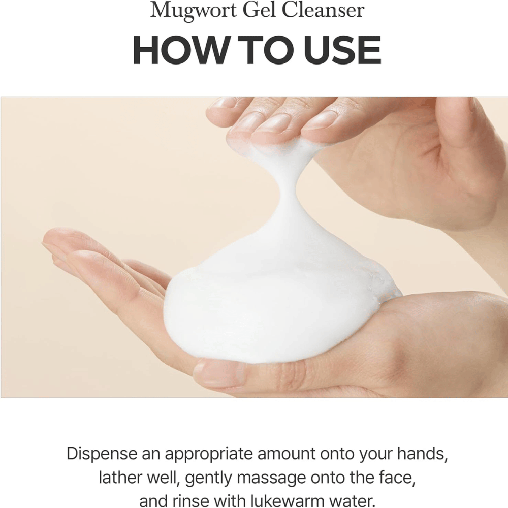 I'm From Mugwort Gel Cleanser 150 ml med brugsanvisning. Hænder viser, hvordan rensegelen skummes op til et blødt, hvidt skum.