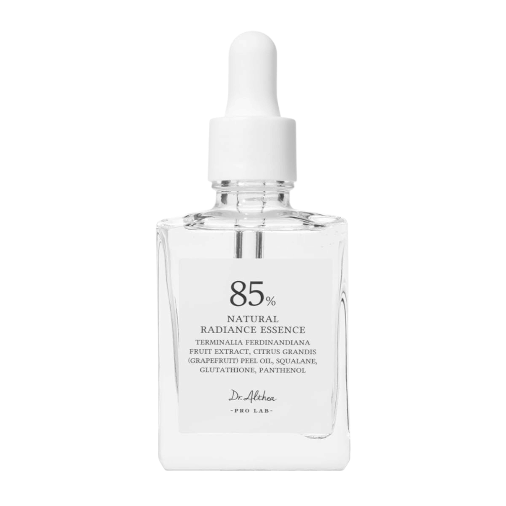 Dr. Althea Natural Radiance Essence – fugtgivende essence med 85% Kakadu Plum Extract for glød, jævn hudtone og stærk hudbarriere.