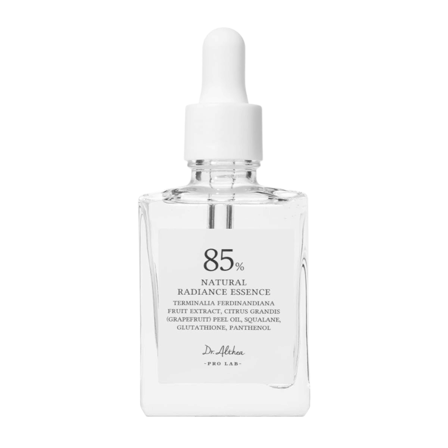 Dr. Althea Natural Radiance Essence – fugtgivende essence med 85% Kakadu Plum Extract for glød, jævn hudtone og stærk hudbarriere.