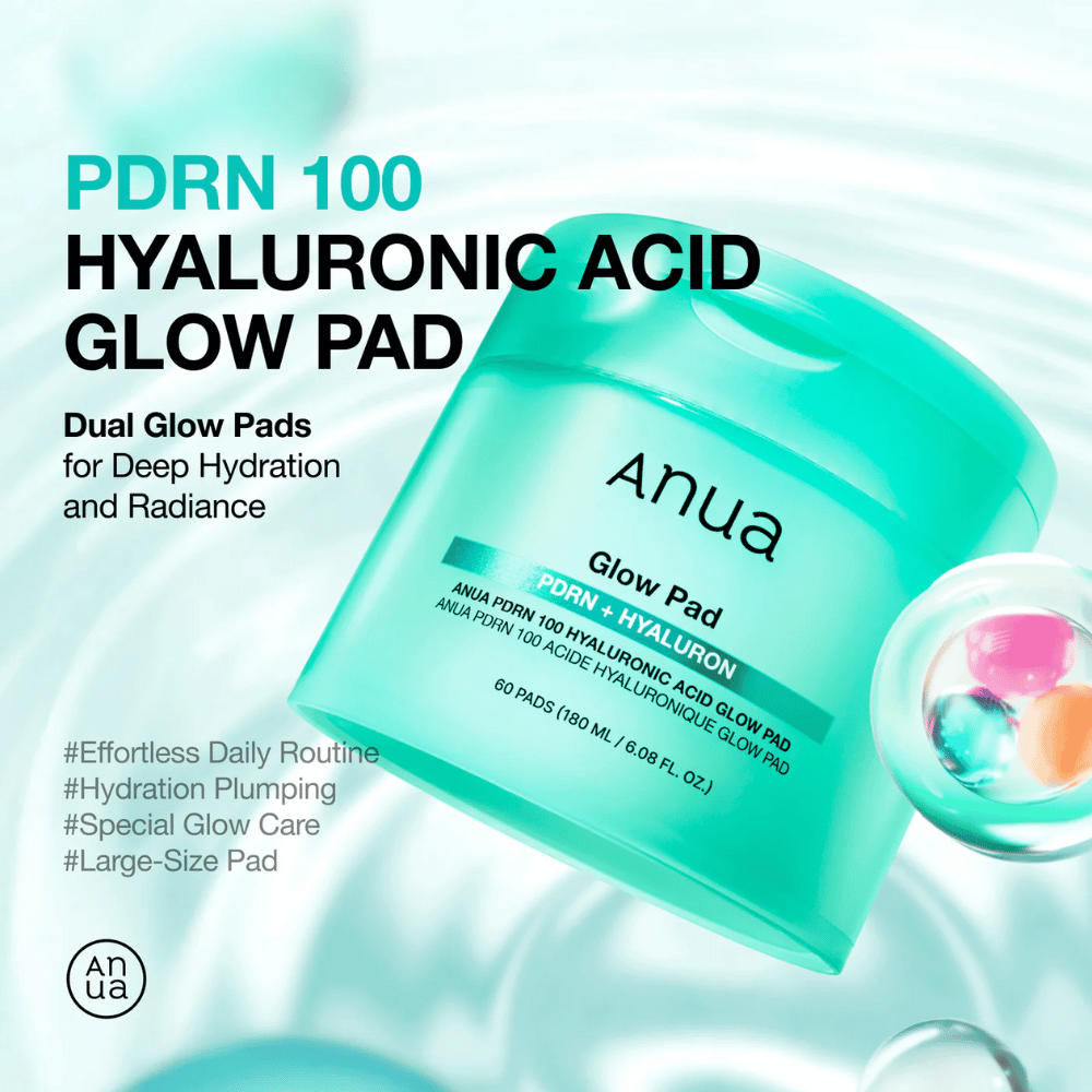 Anua PDRN 100 Hyaluronic Acid Glow Pad i turkis krukke med tekst, der fremhæver fugt, glød og stor padsstørrelse – designet til daglig fugt og glans.