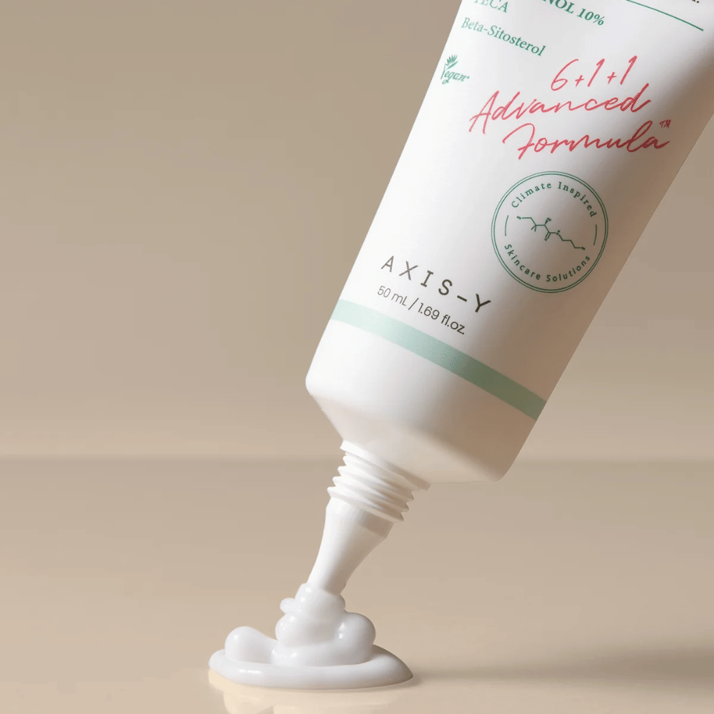 AXIS-Y Panthenol 10 Skin Smoothing Shield Cream presses ud af tube
