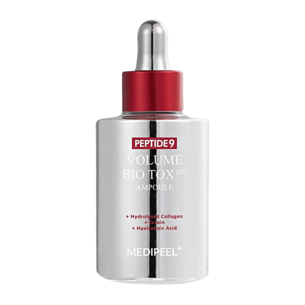 MEDI-PEEL Peptide 9 Volume Bio Tox Pro Ampoule i sølvflaske med rød pipette. Et anti-aging-serum, der giver spændstighed, volumen og intensiv fugtighed.