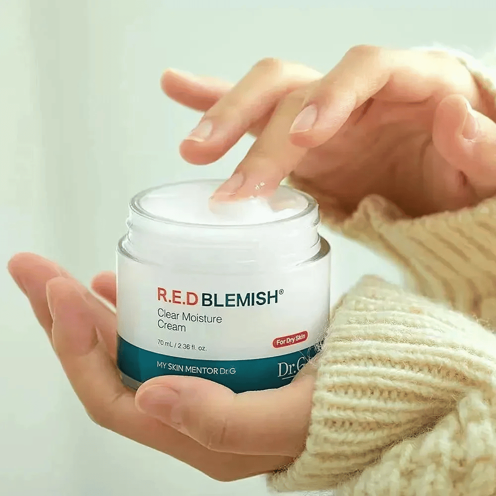 Dr.G R.E.D Blemish Clear Moisture Cream – fugtgivende ansigtscreme til tør hud med blød og cremet konsistens.