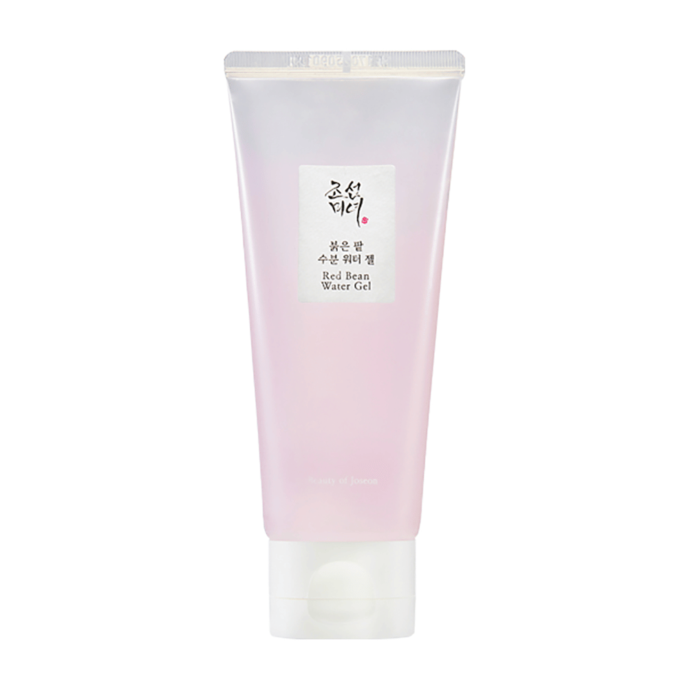 Billedet viser en tube af "Red Bean Water Gel" fra Beauty of Joseon. Produktet har en let lyserød farve på emballagen og ser ud til at være et hudplejeprodukt med røde bønner, hvilket kan antyde, at det har egenskaber til at forbedre hudens tekstur og glød.