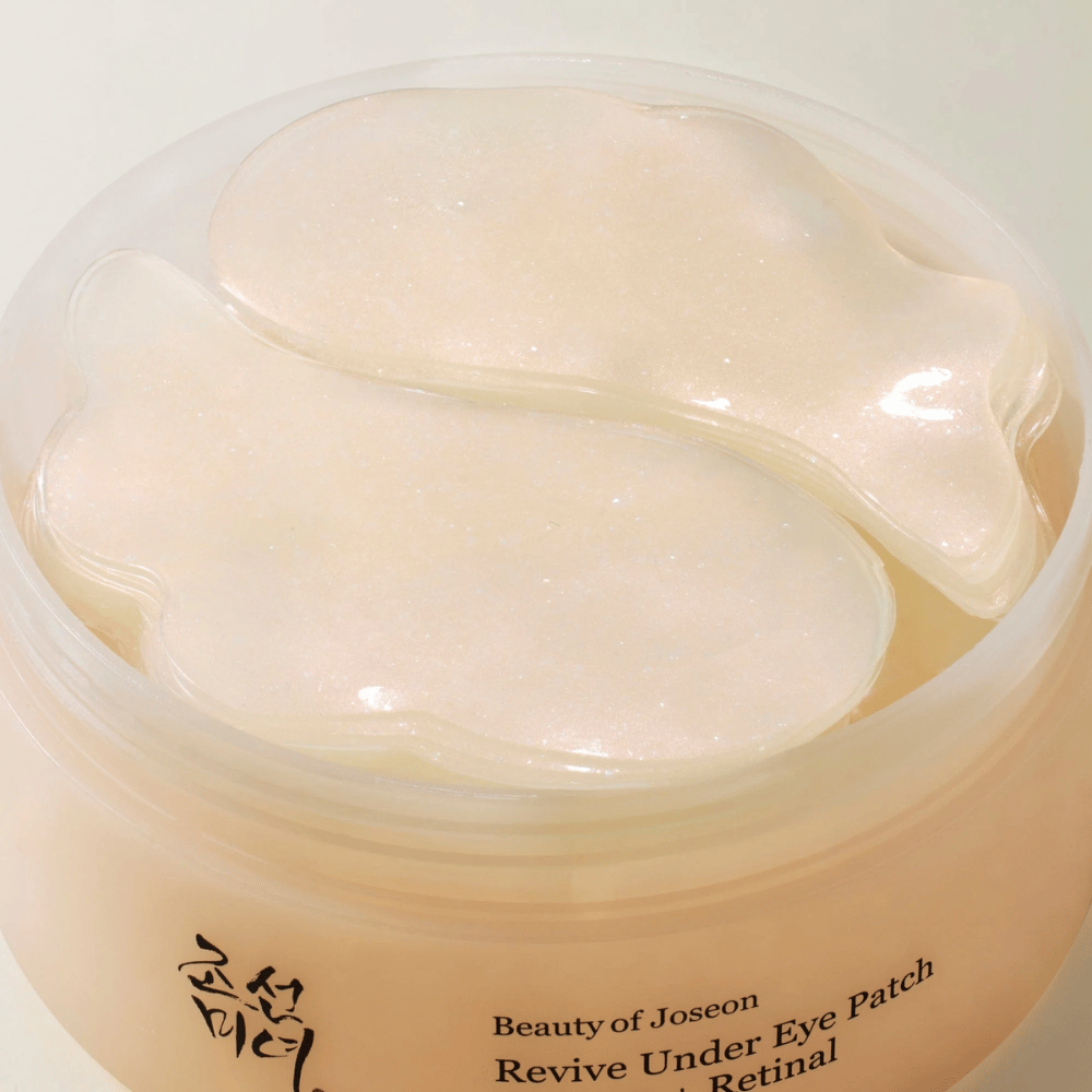 Oversigtsbillede af Beauty of Joseon Revive Under Eye Patch i krukke med flere gelpatches, koreansk øjenpleje til tørhed, fine linjer og træt hud omkring øjnene.
