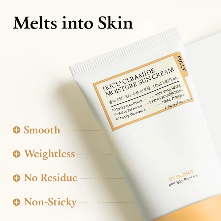 Kampagnebillede for FULLY Rice Ceramide Moisture Sun Cream som fremhæver den lette og hurtigt absorberende formel. Fokus ligger på følelsen på huden med budskabet om, at produktet smelter ind uden klister, hvid hinde eller tung finish.