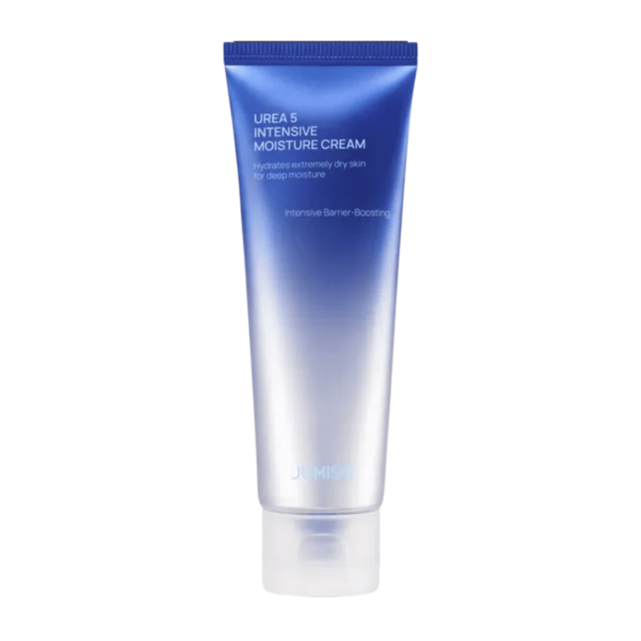 Frilagt produktbillede af Jumiso Urea 5 Intensive Moisture Cream mod hvid baggrund. Den blå tube med minimalistisk design fremhæver produktets fokus på intensiv fugtighedsgivning og hudbarriereforstærkende pleje til meget tør hud.
