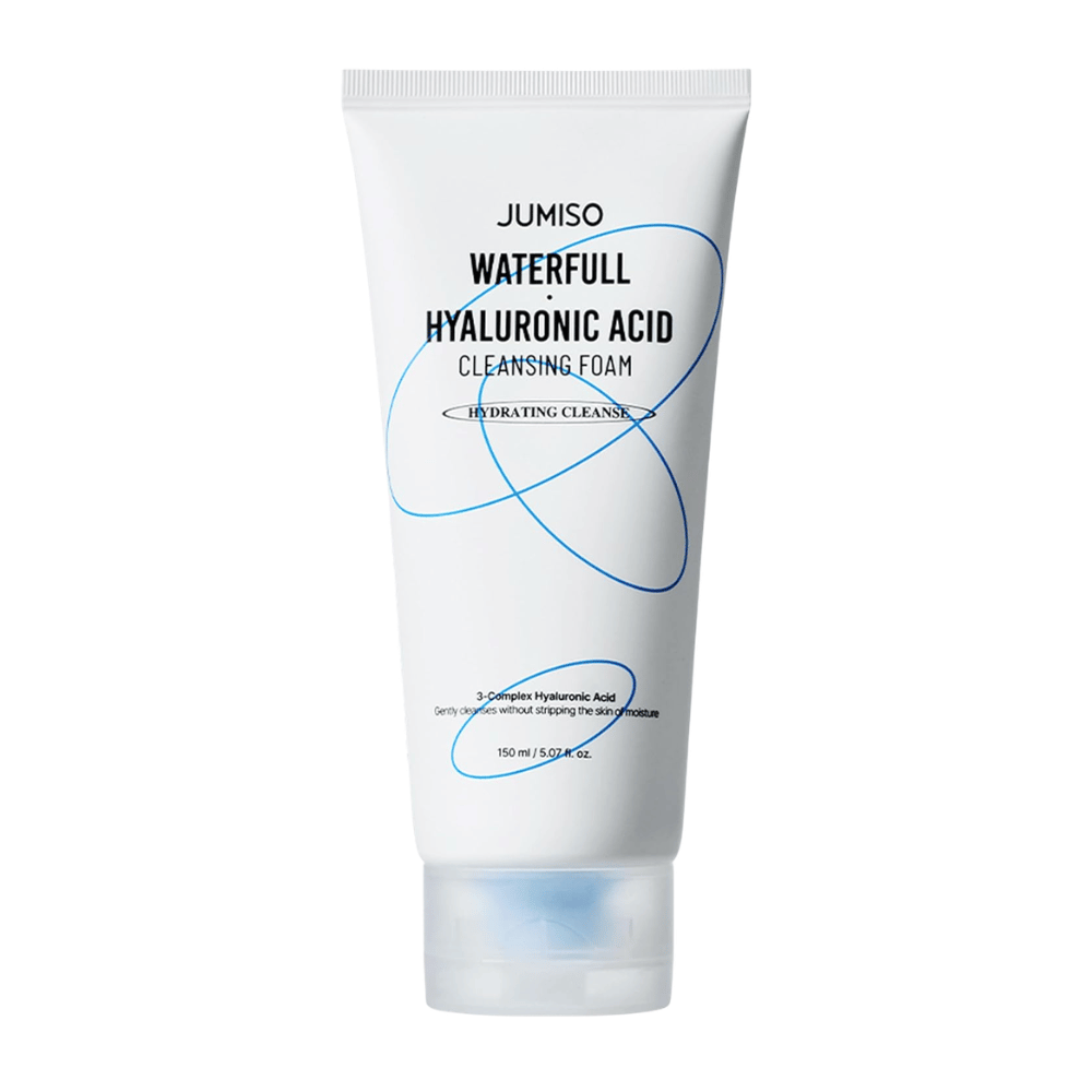 Jumiso Waterfull Hyaluronic Acid Cleansing Foam præsenteret mod hvid baggrund. Fugtgivende ansigtsrens med hyaluronsyre, som renser huden skånsomt uden at forstyrre hudens naturlige fugtbalance.