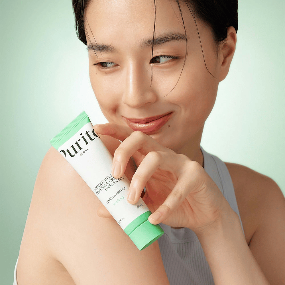 Purito Wonder Releaf Centella Cream Unscented er en beroligende og fugtgivende creme beriget med Centella Asiatica. Denne uparfumerede formel hjælper med at berolige irriteret hud, fugte og styrke hudbarrieren uden at forårsage irritation. Perfekt til følsom hud.