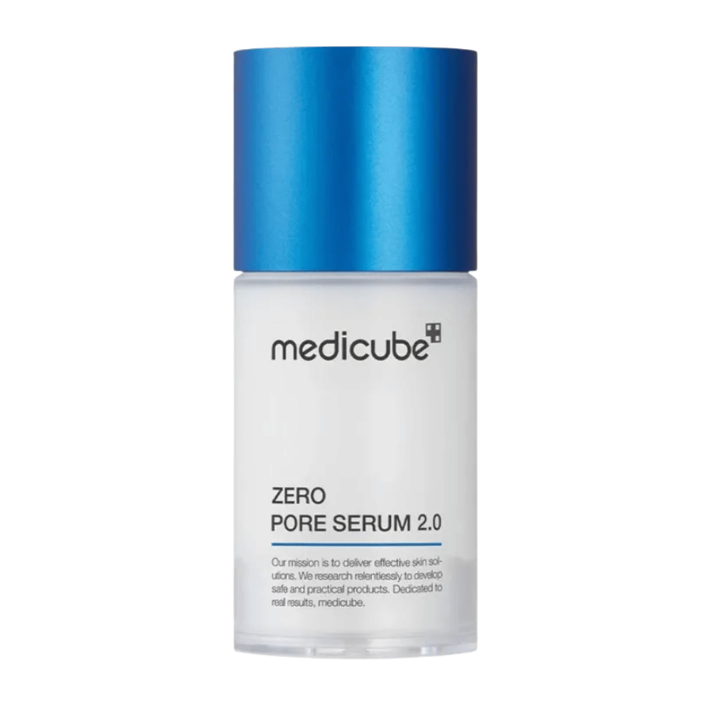 Medicube Zero Pore Serum 2.0 på hvid baggrund, et koreansk hudplejeserum, der plejer porer, fugter huden og giver et jævnere resultat.