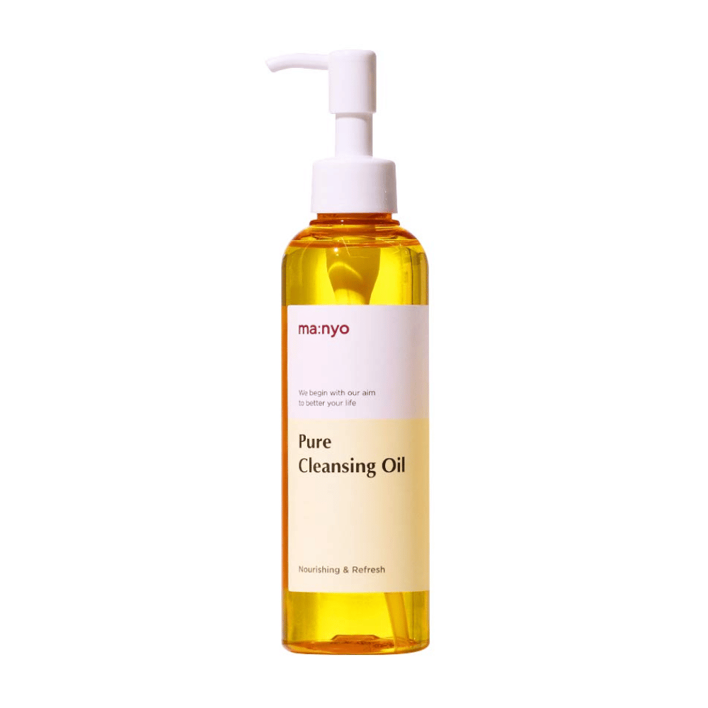 En flaske ma:nyo Pure Cleansing Oil 200ml til makeupfjerner udstillet på en hvid baggrund.