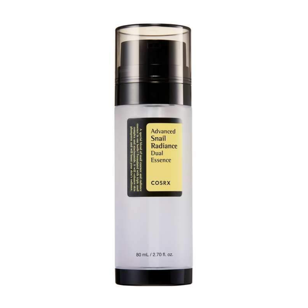 COSRX Advanced Snail Radiance Dual Essence 80ml hjælper med at reducere akne og fremmer en klar hud med sit triplesneglekompleks og niacinamid.