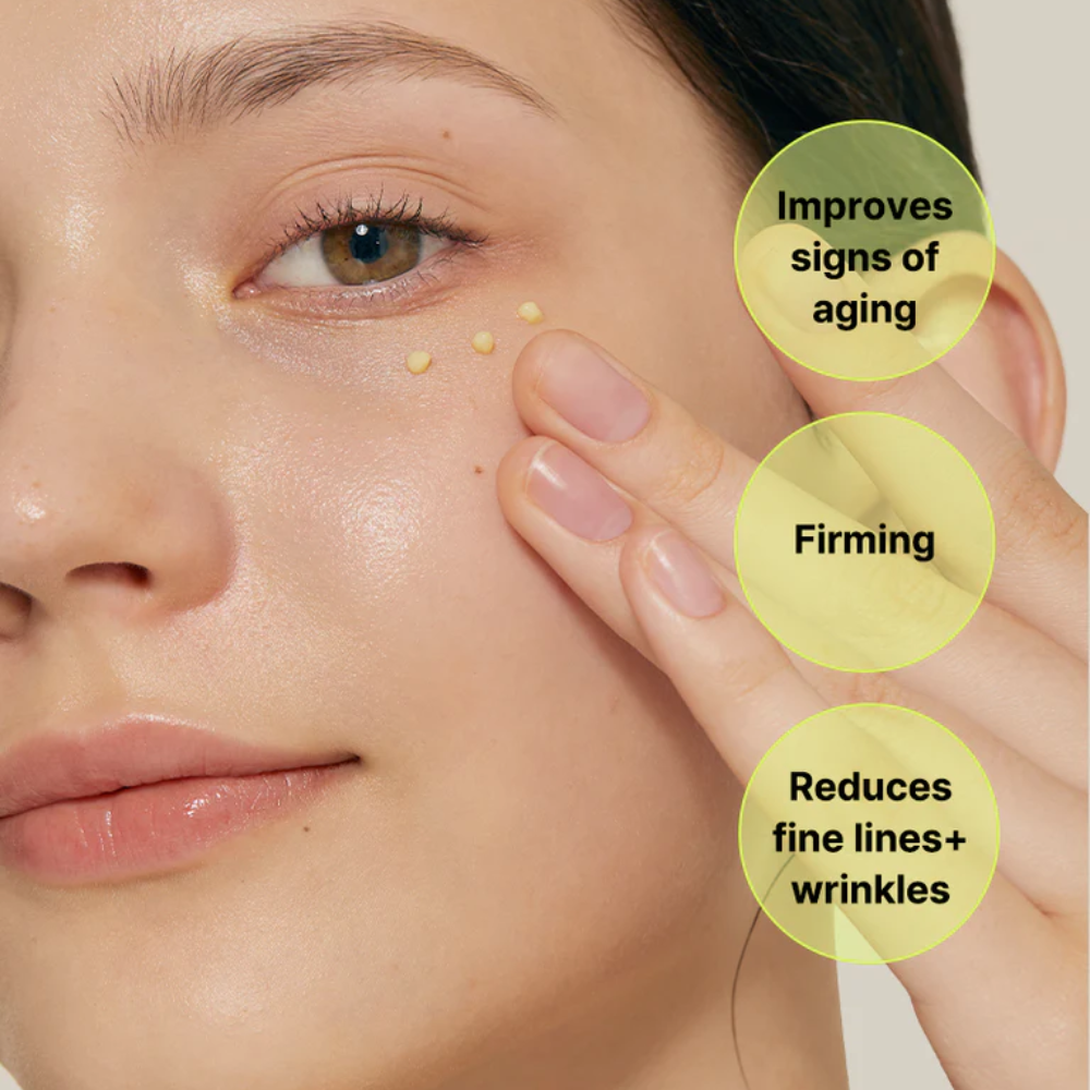 En kvindes ansigt med synlige rynker, som indikerer tegn på aldring og nedsat elasticitet, ved hjælp af COSRX Retinol 0.1 Cream 20ml.